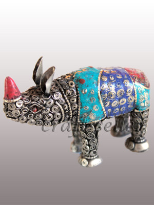 Filigree Rhino stone setting